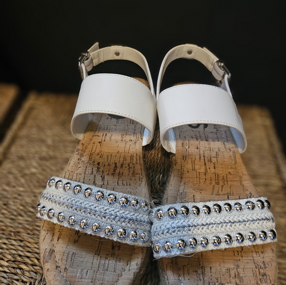 Womens sandles